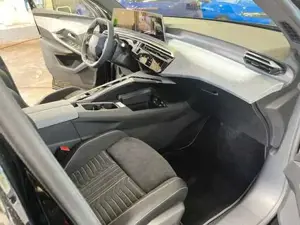 Peugeot 5008 Bild 17