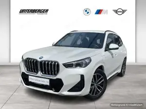 BMW X1 xDrive25e M Sportpaket // elektr. Anhängerkupplung // Komfortzugang