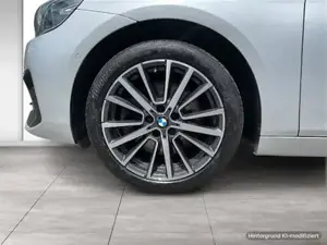 BMW 220d xDrive Sport Line // Anhängerkupplung // Driving Assi Plus // Rückfahrkamera Bild 5