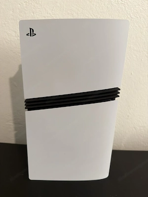konsole Sony Playstation 5 pro  Bild 2