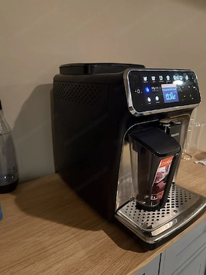 Philips 4300 Kaffeevollautomat Bild 2