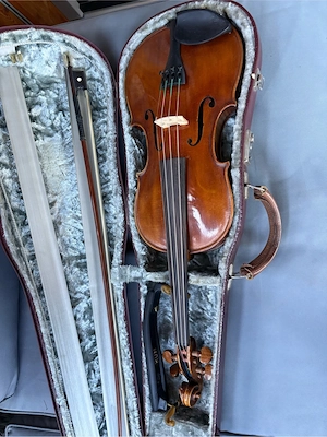 4 4 Violine   vom Geigenbauer überholt   inkl. Bogen & Zubehör Bild 2