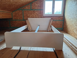 Schönes Jugendbett Bild 3