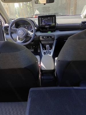 Toyota Yaris Hybrid Active Drive Automatik Bild 9