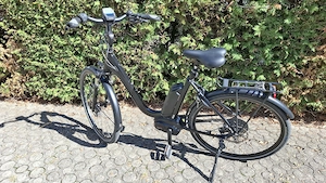 Fahrrad E- City Bike schwarz Bild 3