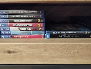 PS4 Pro 1TB Speicher, 7 Spiele, HDMI Kabel, 1 Kontroller Bild 2