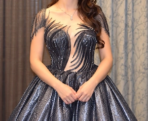 Eine sehr schönes Abendkleid  Verlobungskleid  Hennaabend Bild 3