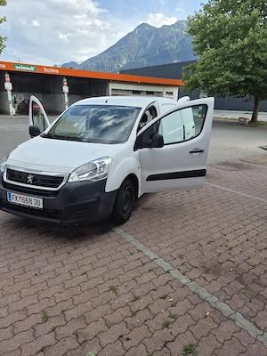 Peugeot mit zulassung in einem guten zustand  Bild 4