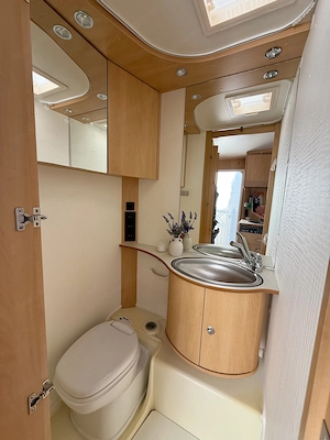 Wohnwagen Dethleffs 500 TK Bild 4