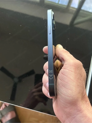 iPhone 14 Plus 100 % Akkuleistung Bild 9