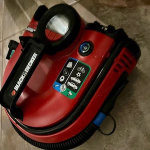 Druckluft Kompressor Black&Decker Bild 2