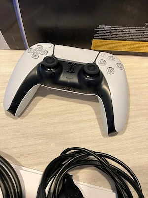 PlayStation 5 Pro 1TB mit Disc-Laufwerk + DualSense + LED-Ständer   Top Zustand Bild 5