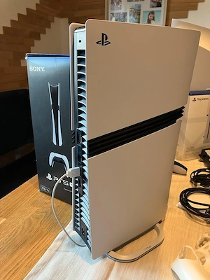PlayStation 5 Pro 1TB mit Disc-Laufwerk + DualSense + LED-Ständer   Top Zustand Bild 3