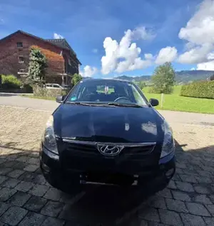 Hyundai i20 - Pickerl bis 05 27 ohne Überzug! Bild 6