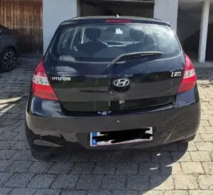 Hyundai i20 - Pickerl bis 05 27 ohne Überzug! Bild 5