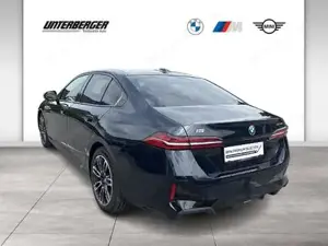 BMW i5 xDrive40 M Sportpaket // Head-Up Display // DAB-Tuner Bild 2