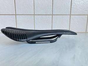 Sattel MTB Rennrad aus Carbon  NEU Bild 3