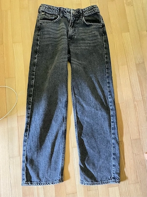 6 H&M Jungen Jeans "Loose Fit" Gr.158 Bild 5