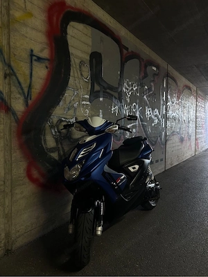 Yamaha Aerox Bild 2