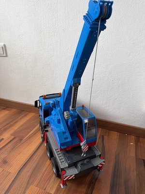 Bruder Kran-LKW Bild 3