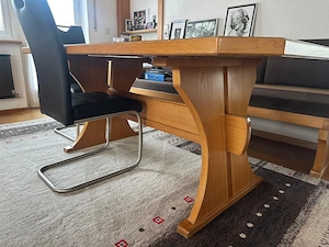 Essgruppe Massiv Tisch, Bank und Stühle Bild 3