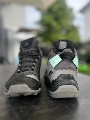 Adidas Trekkingschuhe Gr 38 (fallen klein aus)? Bild 2