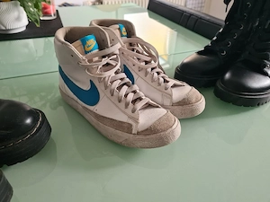 verschiedene schuhe Bild 2