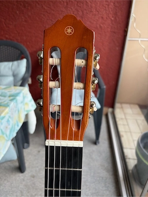 Yamaha C40   Ständer   Tasche  Bild 2