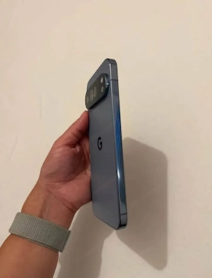 Google Pixel 10 Pro XL 256GB + Pitaka Case + Screen protector. UNLOCKED