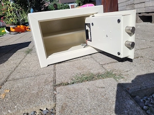 Tresor   Safe mit Nummerncode