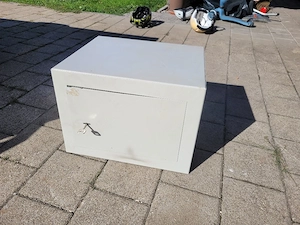 Tresor   Safe mit Schüssel 