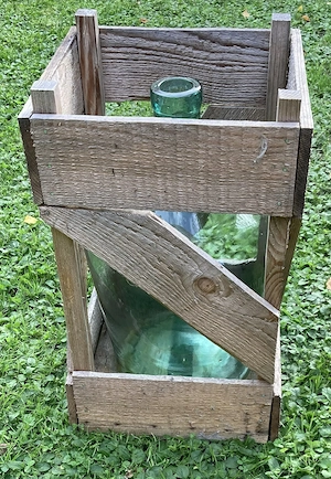 Ballonflasche grün ca. 11 Liter mit Holzgestell Bild 5
