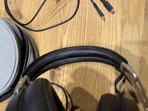Sennheiser Momentum 3 Wireless, schwarz Bild 4