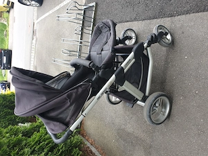 Kinderwagen ABC mit Zubehör Bild 2