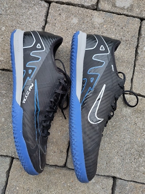 Hallenschuhe Nike Air Zoom Fuusball 41 Bild 2