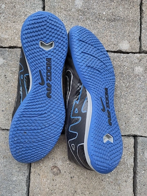 Hallenschuhe Nike Air Zoom Fuusball 41 Bild 5