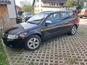 Audi A4 kombi  Bild 2