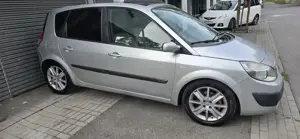 Renault Scenic Bild 2