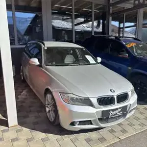 BMW 3er 2010 Bild 2