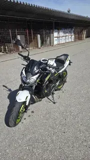 Kawasaki Z650 Bild 3