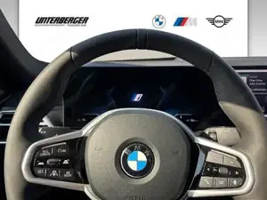 BMW i4 xDrive40 Gran Coupe G26 XE2 M Sportpaket DAB Bild 8