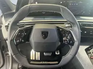 Peugeot 5008 Bild 9