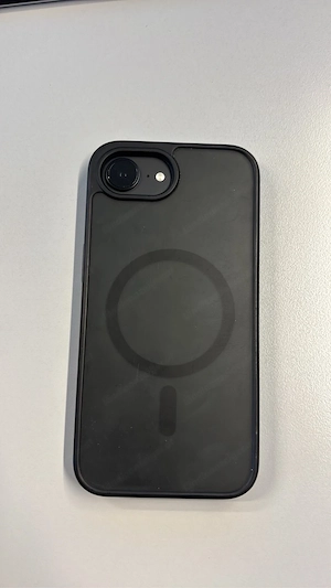 iphone 16e 128GB inkl. Hülle zu verkaufen Bild 3