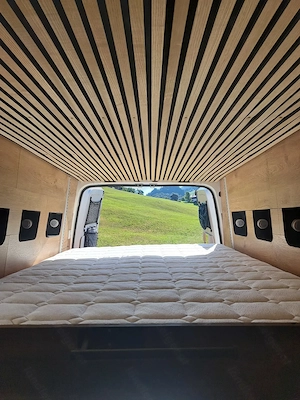 Ford Transit Selbstausbau Camper zu verkaufen! Bild 7