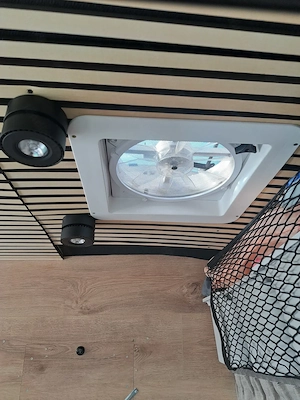 Ford Transit Selbstausbau Camper zu verkaufen! Bild 9
