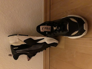 Puma Schuhe Gr. 37.5