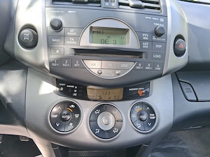 Toyota RAV 4 Allrad Bild 9