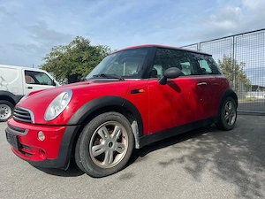 Mini one R 50 Bild 2
