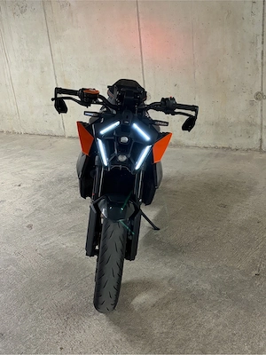 Ktm 990 Duke Bild 4