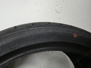 winterreifen 225 40 r19 Bild 2